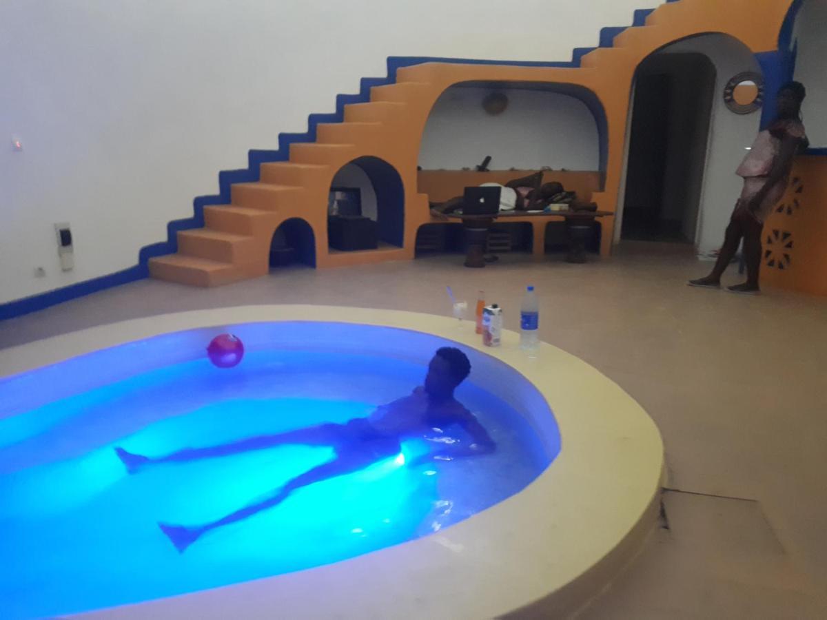 La Maison Blanche Deni Biram Ndao Экстерьер фото