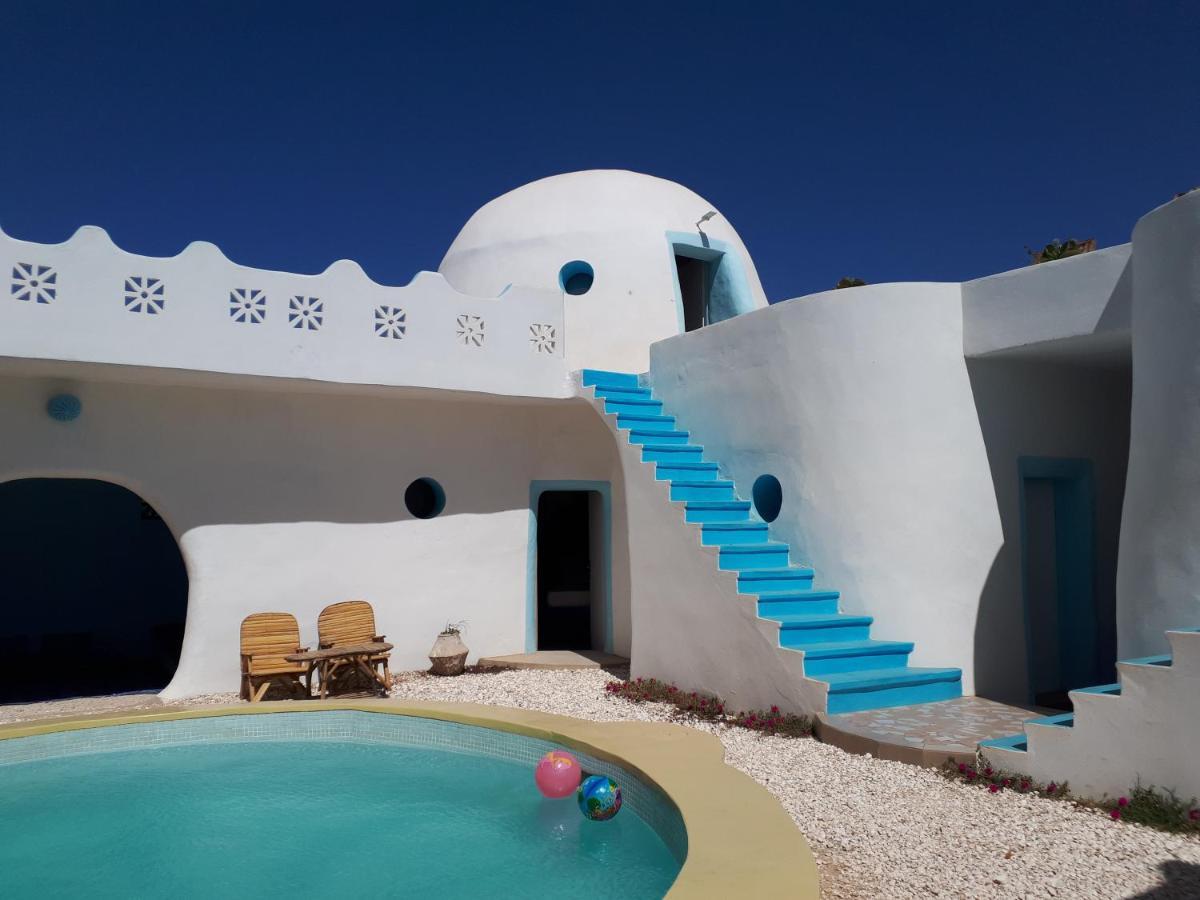 La Maison Blanche Deni Biram Ndao Экстерьер фото